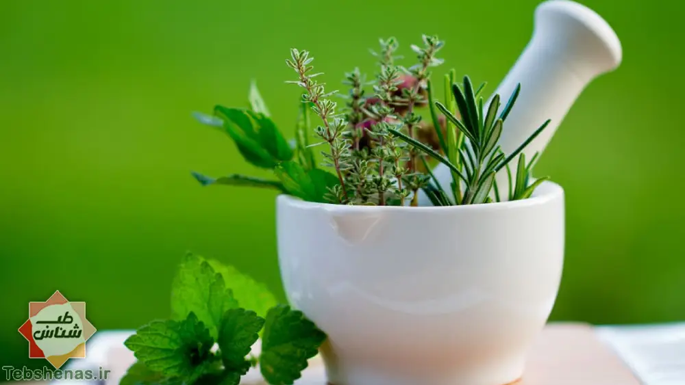 طبع و خواص عرق چهل گیاه در طب سنتی|خواص عرق چهل گیاه
