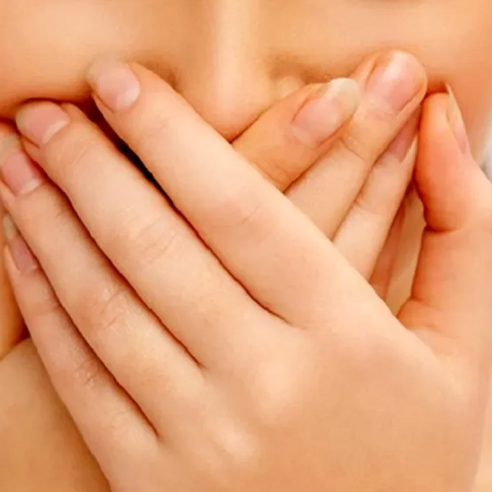 درمان فوری بوی بد دهان با طب سنتی